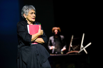 Sopro - Suttogás a sötétben Sopro - Suttogás a sötétben