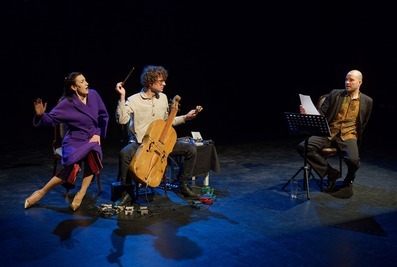 Sápadt emberek és történetek